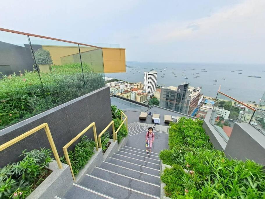 Downtown Chic Condo Rooftop Pool #En797 Pattaja Kültér fotó