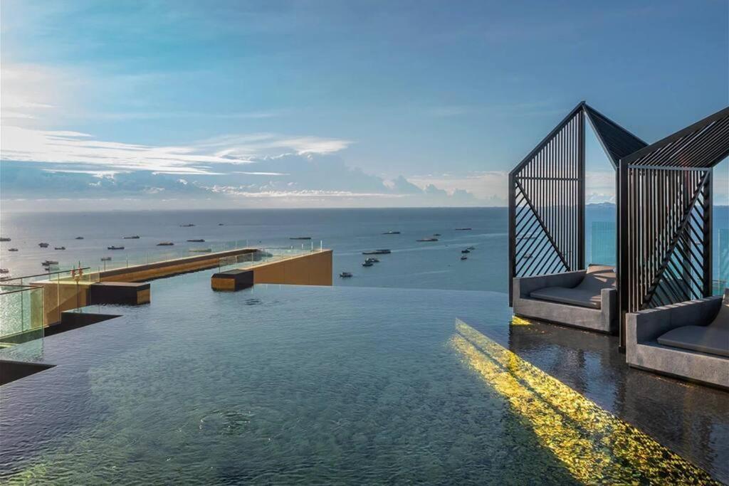 Downtown Chic Condo Rooftop Pool #En797 Pattaja Kültér fotó